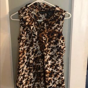 NY and company sleeveless blouse (animal print)